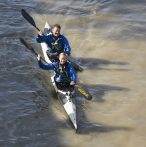 Steve Backshall and Helen Glover complete the Devizes to Westminster Race April 2017.
